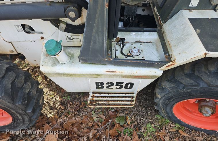 image for item NZ9123 2004 Bobcat B250 backhoe