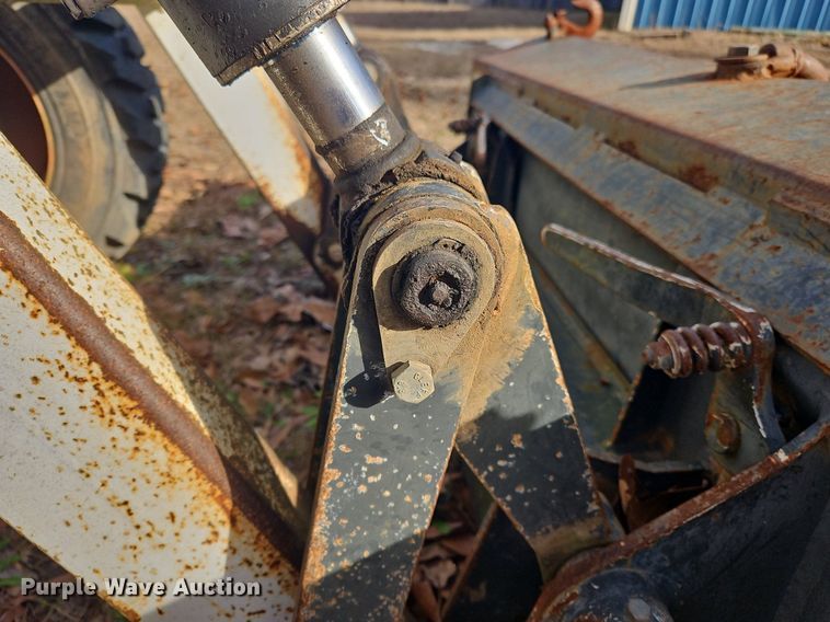 image for item NZ9123 2004 Bobcat B250 backhoe
