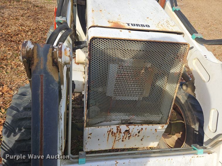 image for item NZ9123 2004 Bobcat B250 backhoe