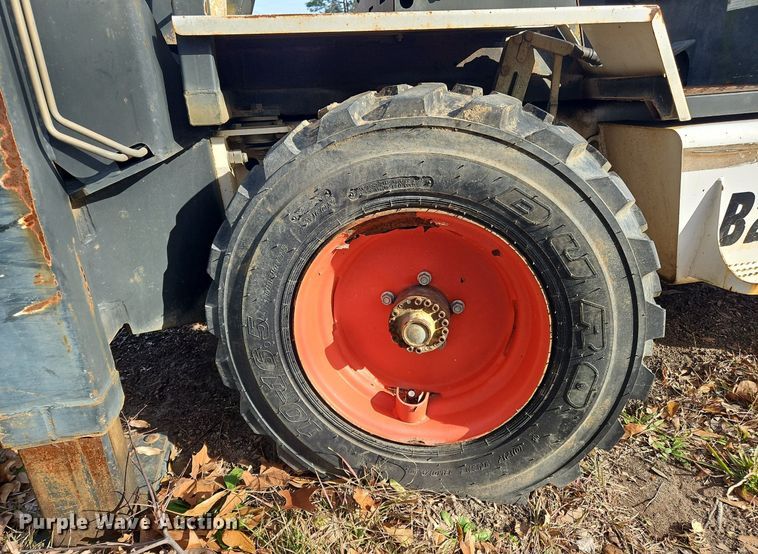 image for item NZ9123 2004 Bobcat B250 backhoe