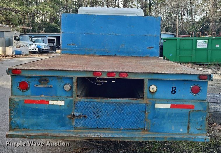 image for item NZ9124 2014 Hino 268 flatbed truck