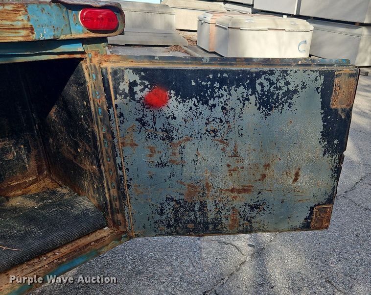 image for item NZ9124 2014 Hino 268 flatbed truck