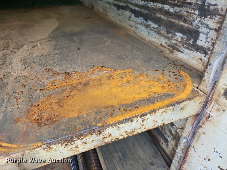 image for item NZ9124 2014 Hino 268 flatbed truck