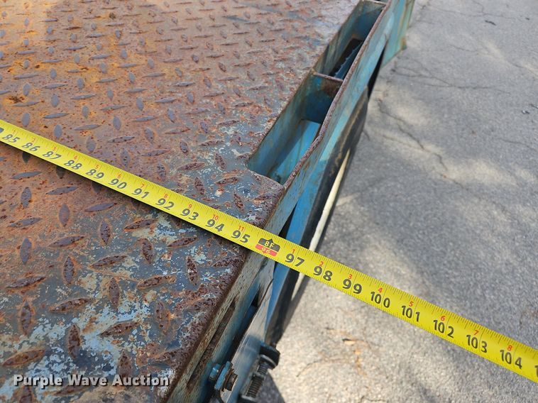 image for item NZ9124 2014 Hino 268 flatbed truck