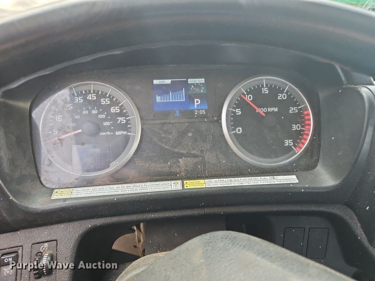 image for item NZ9124 2014 Hino 268 flatbed truck