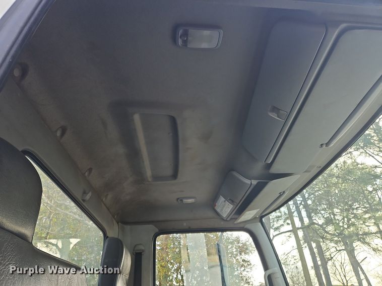 image for item NZ9124 2014 Hino 268 flatbed truck