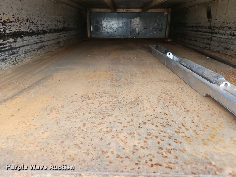 image for item NZ9125 2013 Hino 268 flatbed truck