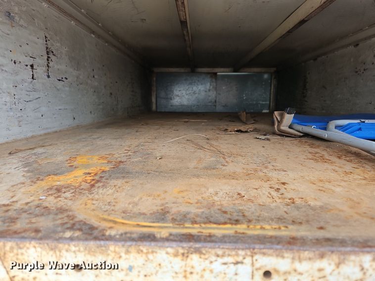 image for item NZ9125 2013 Hino 268 flatbed truck