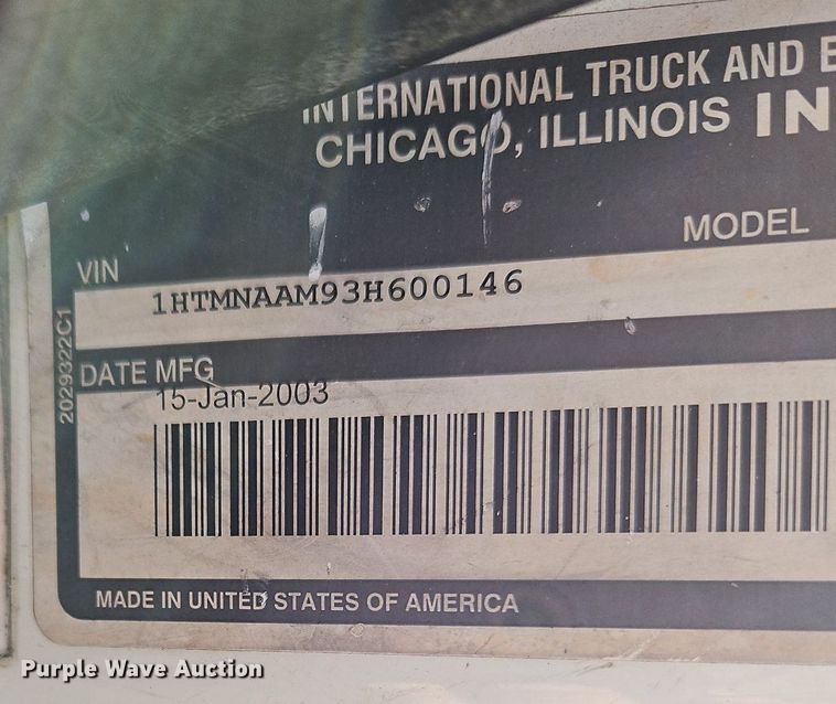 image for item NZ9126 2003 International  4300 truck cab and chassis