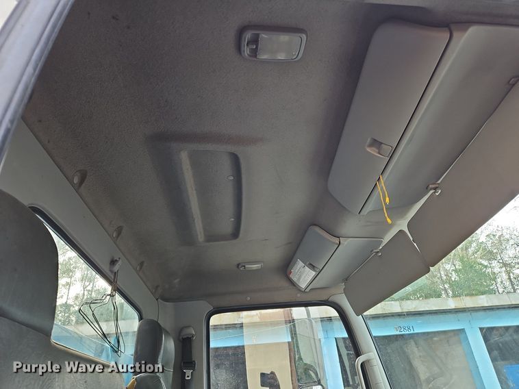 image for item NZ9127 2014 Hino 268 flatbed truck