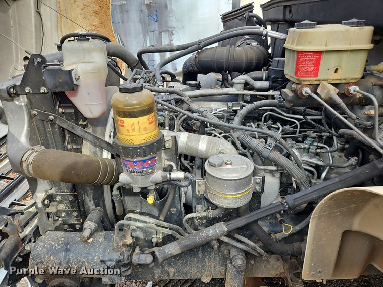 image for item NZ9127 2014 Hino 268 flatbed truck