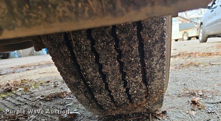 image for item NZ9127 2014 Hino 268 flatbed truck