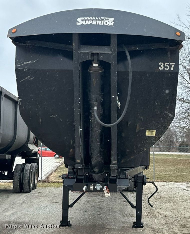 image for item OD9931 2012 Superior end dump trailer