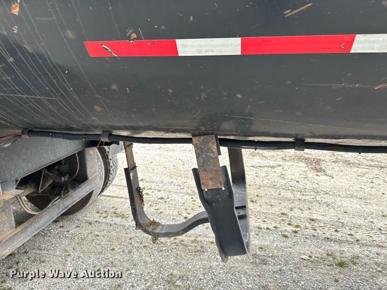 image for item OD9931 2012 Superior end dump trailer