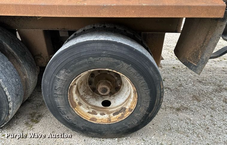 image for item OD9931 2012 Superior end dump trailer