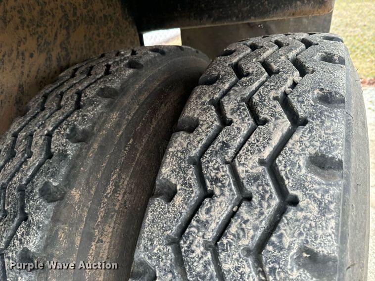 image for item OD9931 2012 Superior end dump trailer