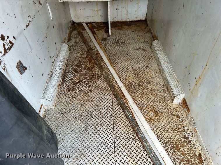 image for item OI9506 2004 Sterling  Acterra utility / service truck