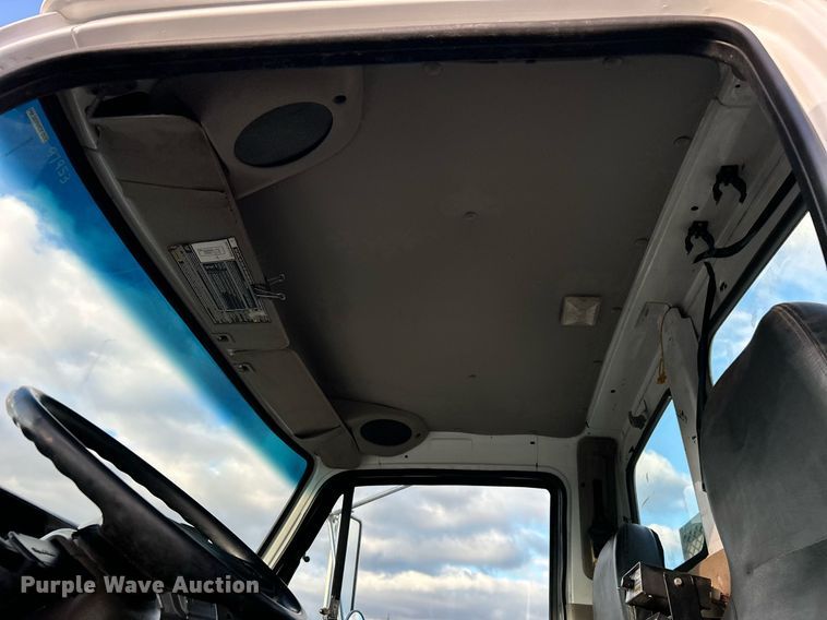 image for item OI9506 2004 Sterling  Acterra utility / service truck