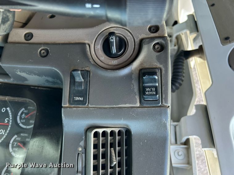 image for item OI9506 2004 Sterling  Acterra utility / service truck