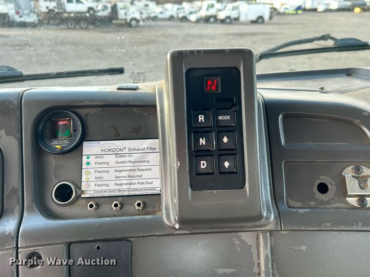 image for item OI9506 2004 Sterling  Acterra utility / service truck