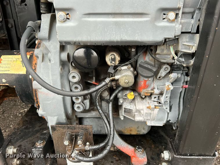 image for item OI9522 2002 Chevrolet  T6500 water truck