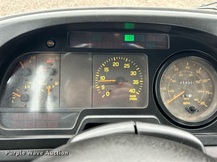 image for item OI9522 2002 Chevrolet  T6500 water truck