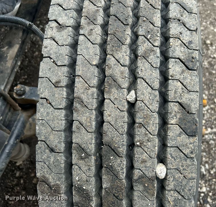 image for item OI9522 2002 Chevrolet  T6500 water truck