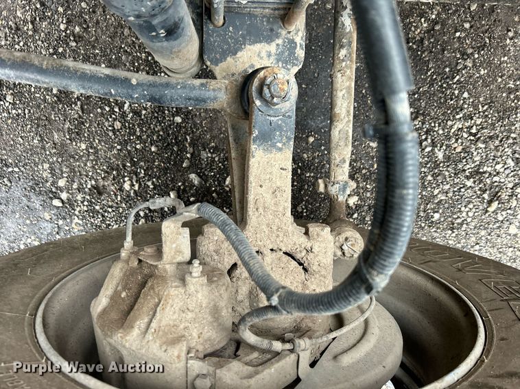 image for item OI9522 2002 Chevrolet  T6500 water truck