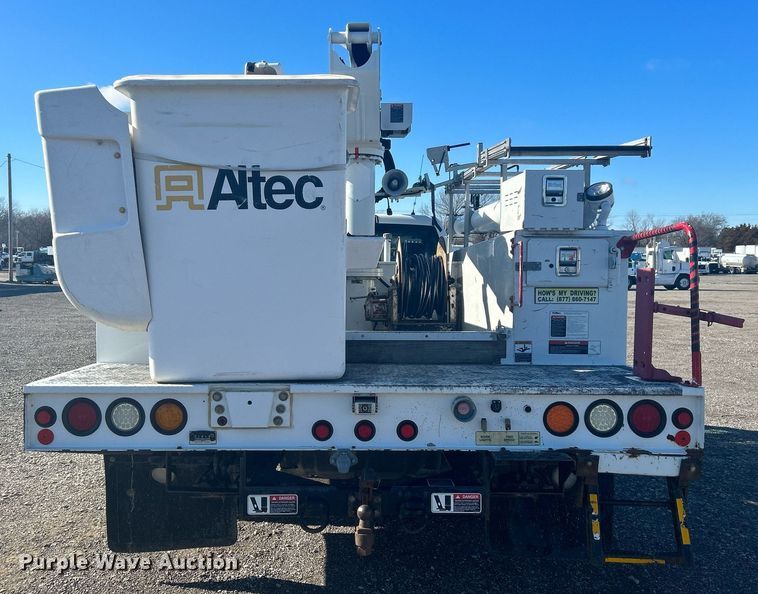 image for item OI9532 2014 Dodge Ram 5500HD bucket truck