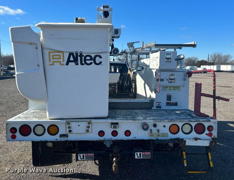 image for item OI9532 2014 Dodge Ram 5500HD bucket truck