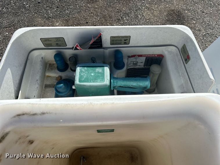 image for item OI9532 2014 Dodge Ram 5500HD bucket truck