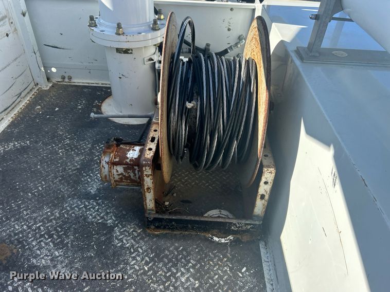 image for item OI9532 2014 Dodge Ram 5500HD bucket truck