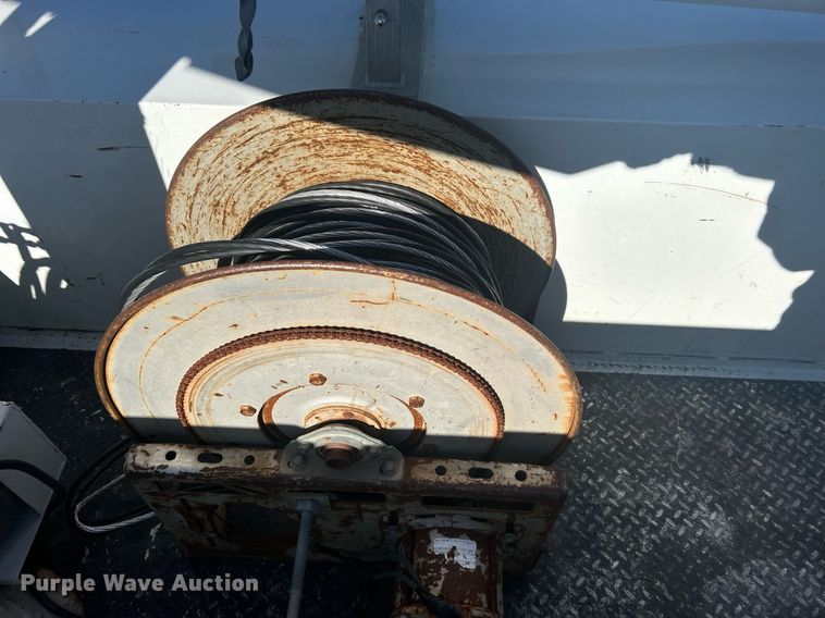 image for item OI9532 2014 Dodge Ram 5500HD bucket truck