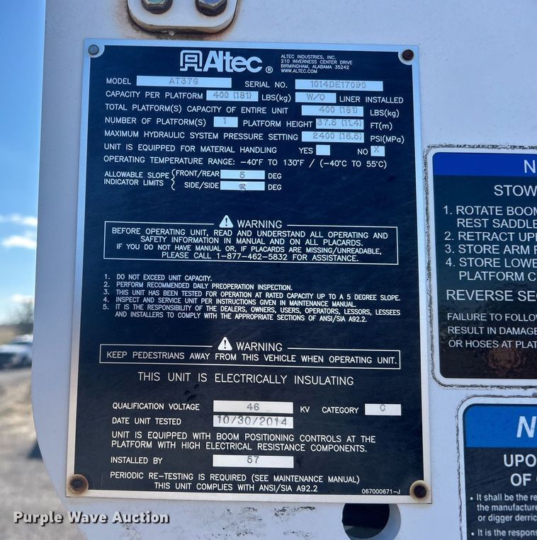 image for item OI9532 2014 Dodge Ram 5500HD bucket truck