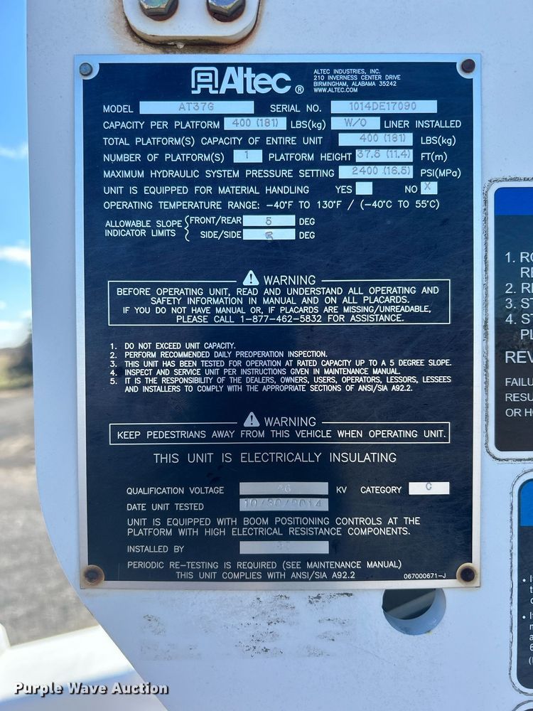 image for item OI9532 2014 Dodge Ram 5500HD bucket truck