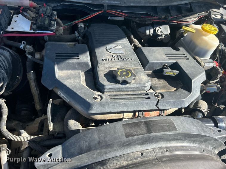 image for item OI9532 2014 Dodge Ram 5500HD bucket truck