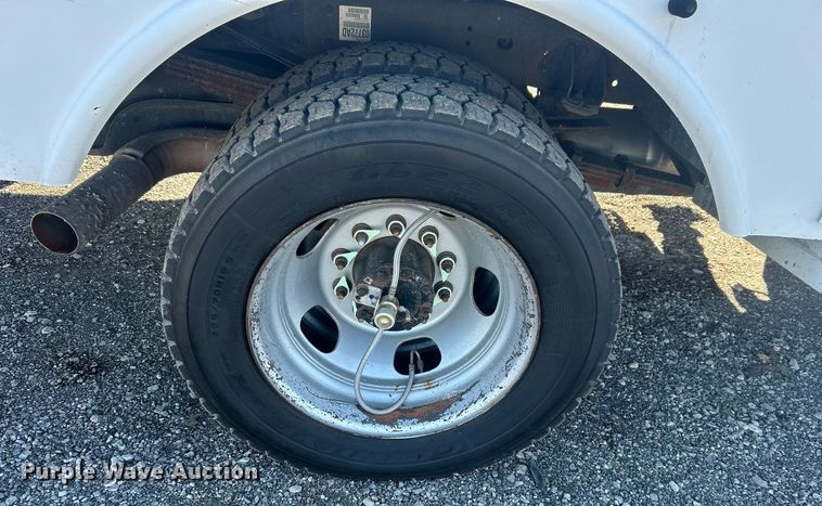 image for item OI9532 2014 Dodge Ram 5500HD bucket truck