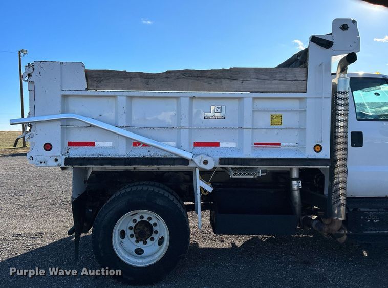 image for item OI9537 2013 Ford F650 Super Duty dump truck