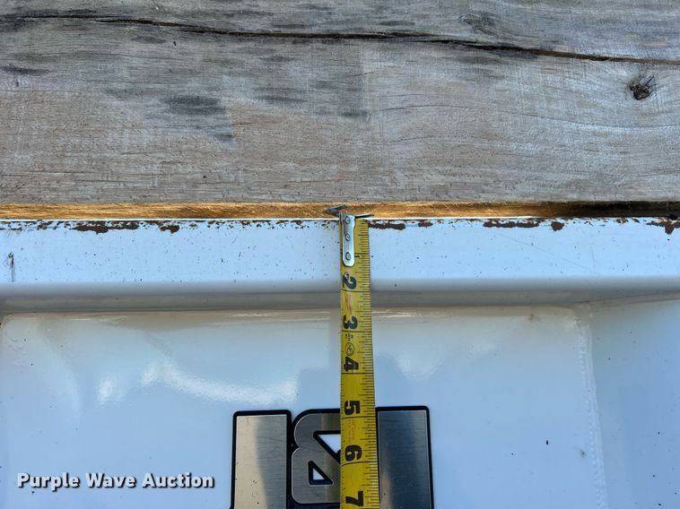 image for item OI9537 2013 Ford F650 Super Duty dump truck