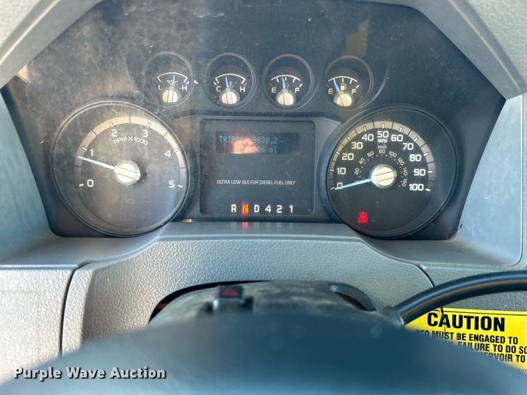 image for item OI9537 2013 Ford F650 Super Duty dump truck