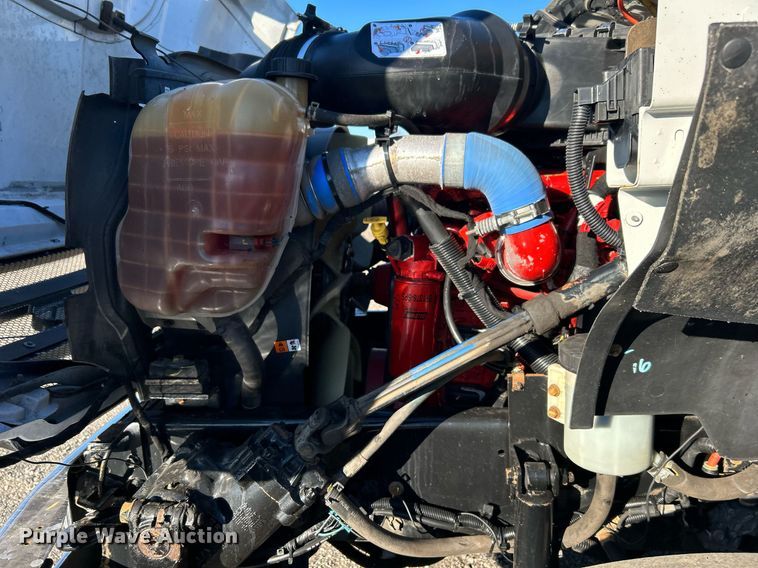 image for item OI9537 2013 Ford F650 Super Duty dump truck