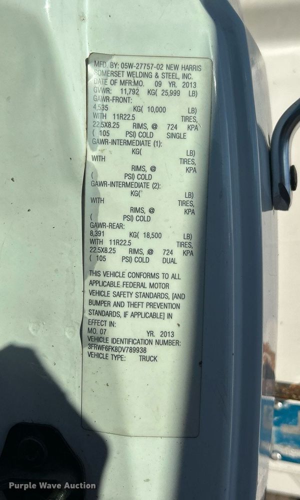 image for item OI9537 2013 Ford F650 Super Duty dump truck