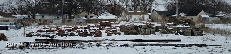 image for item DK0506 Building/Landscaping materials