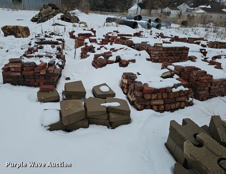 image for item DK0506 Building/Landscaping materials