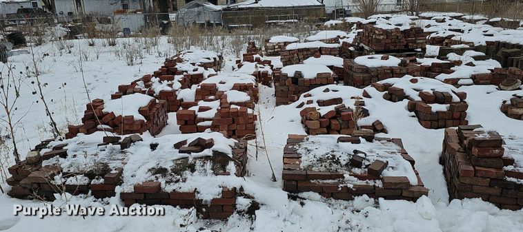 image for item DK0506 Building/Landscaping materials