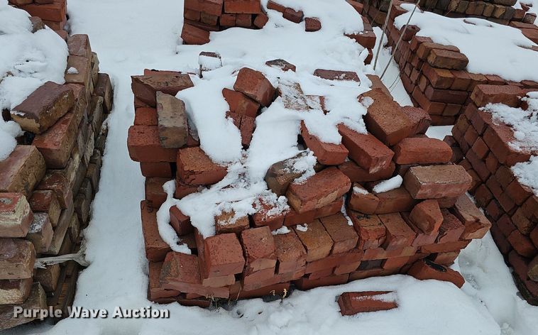 image for item DK0506 Building/Landscaping materials