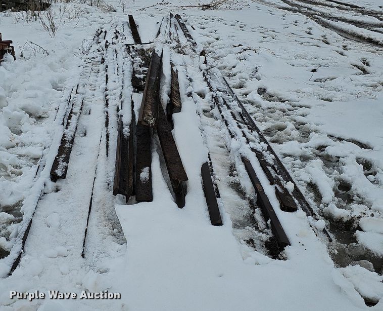 image for item DK0506 Building/Landscaping materials