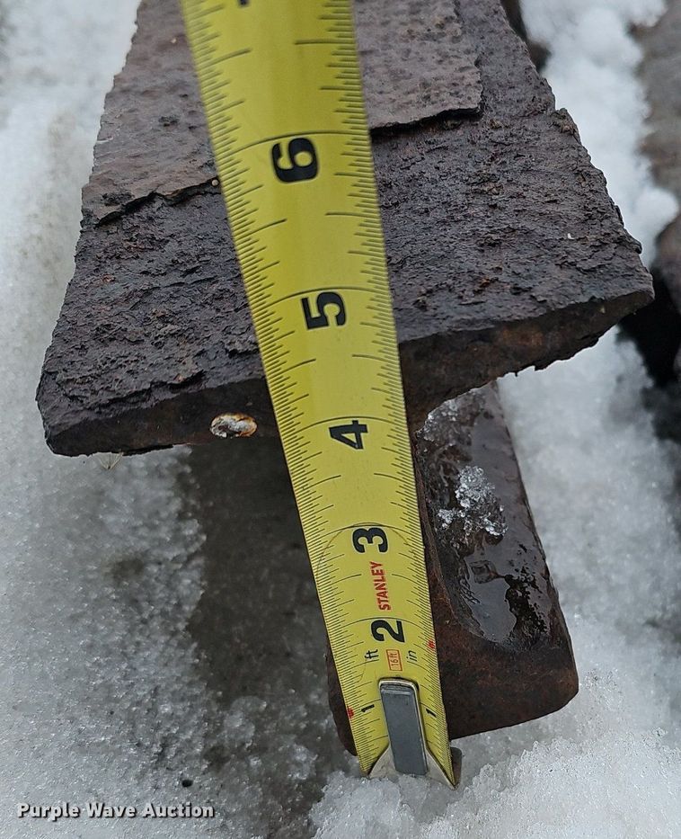 image for item DK0506 Building/Landscaping materials