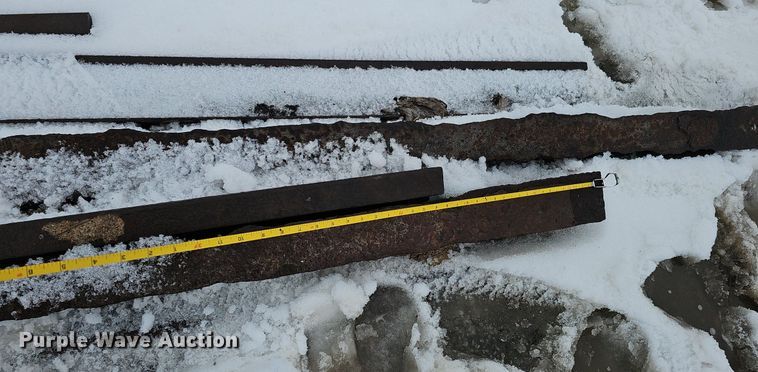 image for item DK0506 Building/Landscaping materials