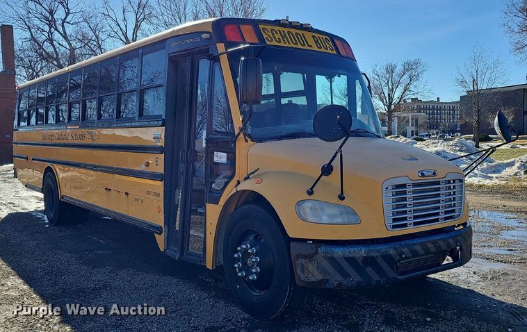 image for item DK0512 2008 Thomas Built Saf-T-Liner C2 school bus